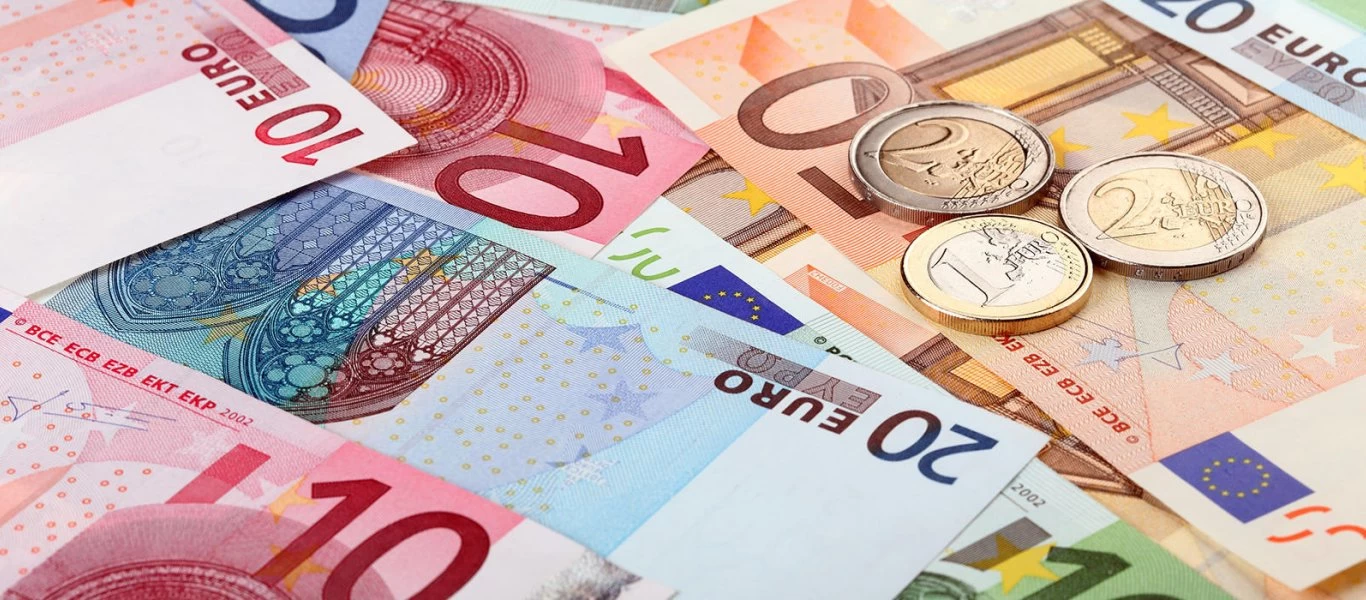 Τόκους 800 εκατ. ευρώ κατέβαλε το Δημόσιο σε φορείς για τα repos